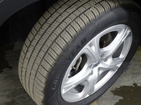 Used 2024 Dodge Hornet GT image 37