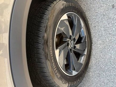 Used 2026 Nissan Rogue SV AWD/4WD image 8