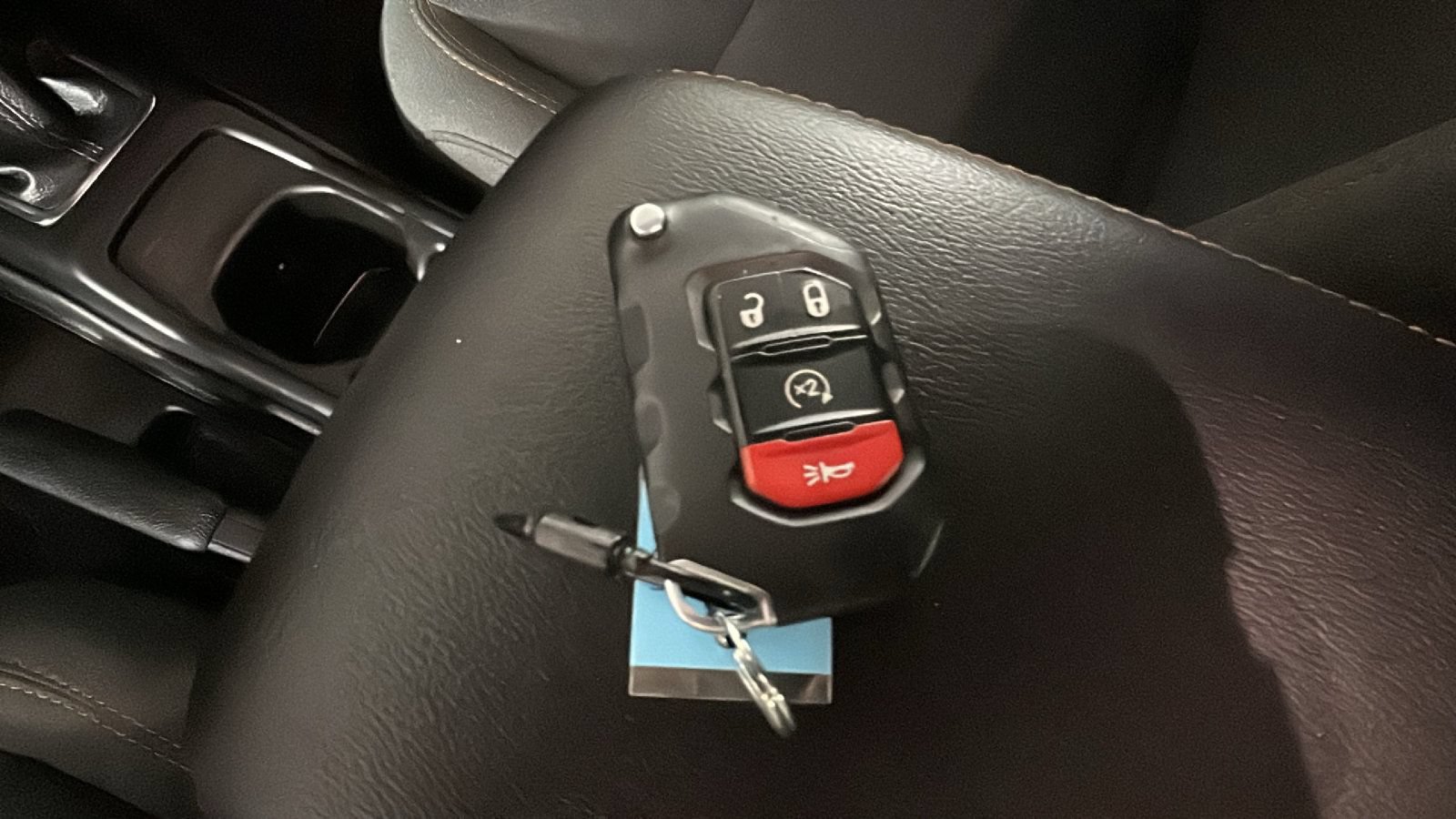 Used 2024 Jeep Wrangler Unlimited Sahara AWD/4WD image 23