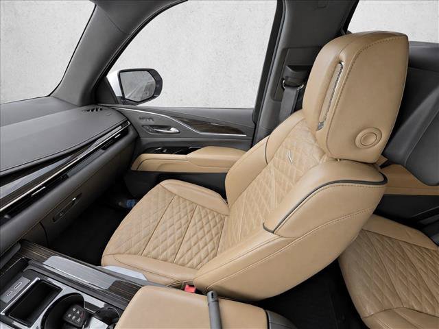 Used 2021 Cadillac Escalade Premium Luxury w/ LPO, Illumination Package AWD/4WD image 16