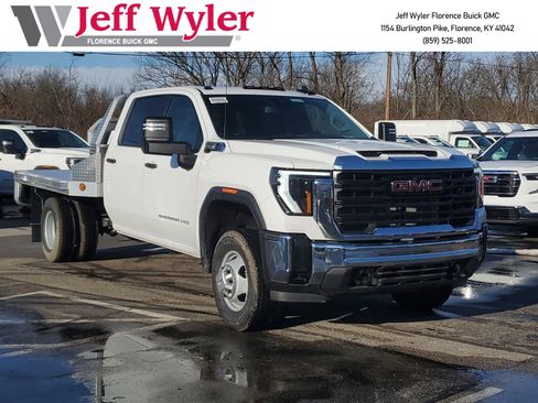 New 2025 GMC Sierra 3500 Pro w/ Convenience Package AWD/4WD image 1