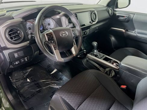 Certified 2021 Toyota Tacoma SR5 w/ Trail Edition AWD/4WD image 9