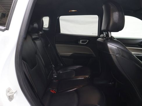 Used 2023 Jeep Compass Limited AWD/4WD image 12