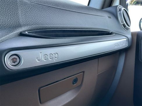 Used 2015 Jeep Wrangler Unlimited Sahara w/ Dual Top Group image 22