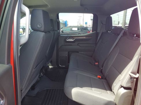 New 2026 GMC Sierra 1500 SLE w/ X31 Off-Road Package image 14