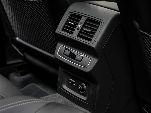 Used 2023 Audi Q5 2.0T Premium Plus w/ Premium Plus Package image 41