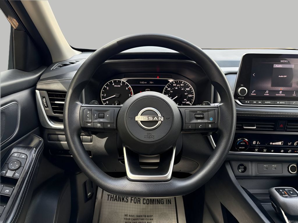 Used 2024 Nissan Rogue SV AWD/4WD image 17
