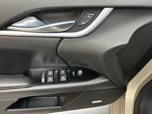 Used 2014 Cadillac XTS image 13