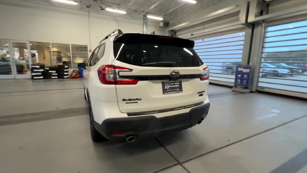 Certified 2023 Subaru Ascent Onyx Edition Limited AWD/4WD image 9
