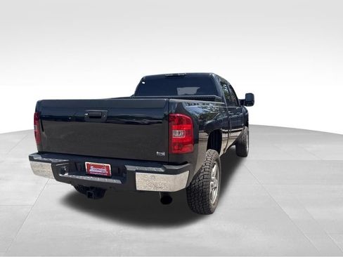 Used 2010 Chevrolet Silverado 2500 LTZ w/ Convenience Package AWD/4WD image 16