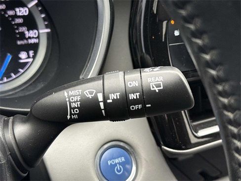 Used 2020 Toyota Highlander XLE image 26