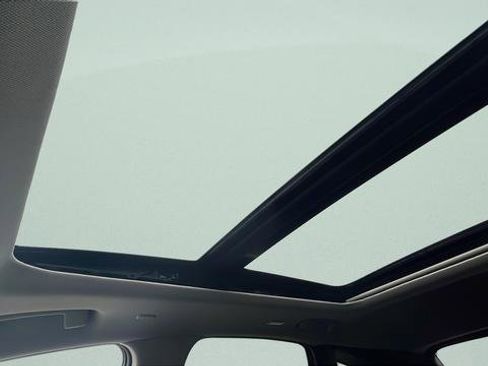 New 2025 Nissan Murano SL AWD/4WD image 19
