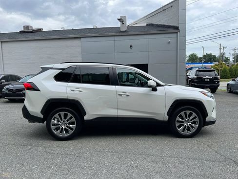 Used 2022 Toyota RAV4 XLE Premium FWD image 3