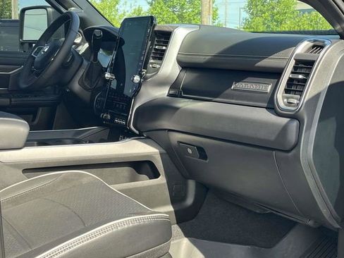 Used 2025 RAM 3500 Laramie AWD/4WD image 25