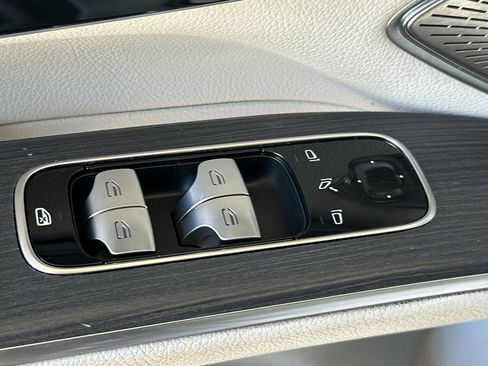 Certified 2023 Mercedes-Benz EQS 450+ SUV image 14