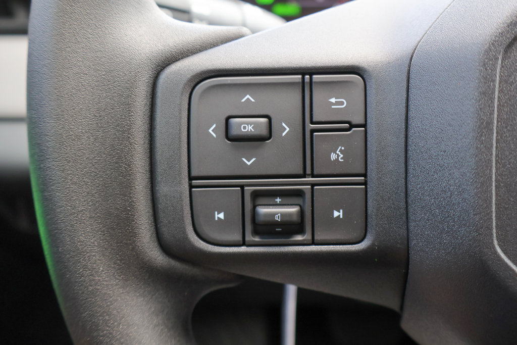 Used 2026 Toyota RAV4 LE AWD/4WD image 11