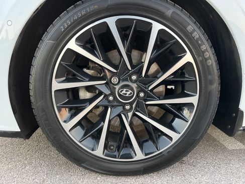 Used 2021 Hyundai Sonata Limited image 13