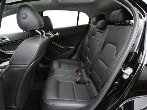 Used 2020 Mercedes-Benz GLA 250 4MATIC image 10