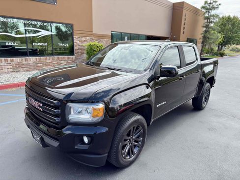 Used 2018 GMC Canyon SLE w/ Nightfall Edition AWD/4WD image 5