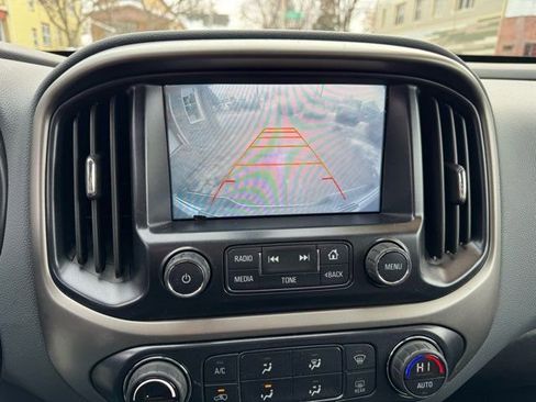 Used 2016 Chevrolet Colorado Z71 image 14