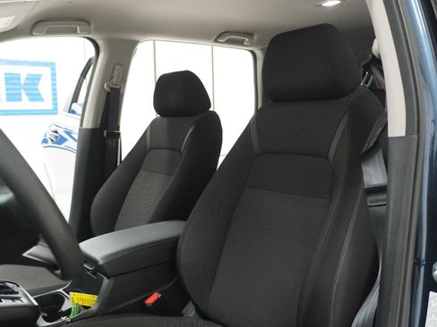 Used 2023 Honda CR-V LX image 16