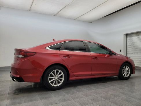 Used 2019 Hyundai Sonata SE w/ Winter Weather Package image 10