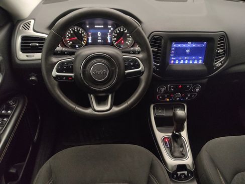 Used 2018 Jeep Compass Sport w/ Tech Group image 22