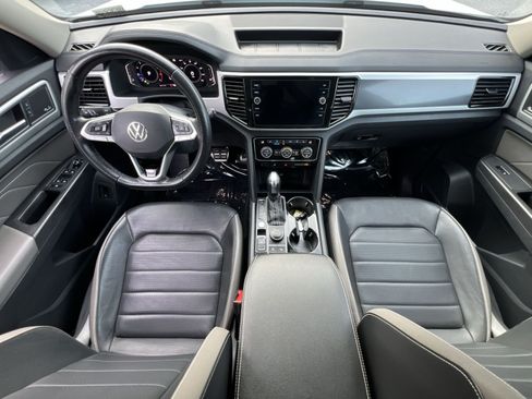 Used 2022 Volkswagen Atlas SEL Premium AWD/4WD image 25