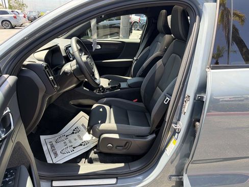 Certified 2023 Volvo C40 P8 Recharge Plus AWD/4WD image 17