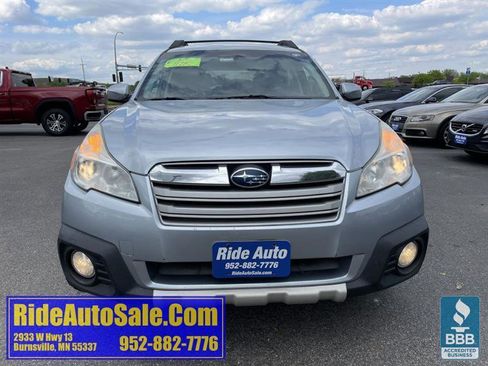 Used 2013 Subaru Outback 2.5i Limited AWD/4WD image 2