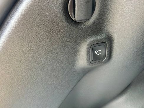 New 2026 Jeep Compass Limited AWD/4WD image 9