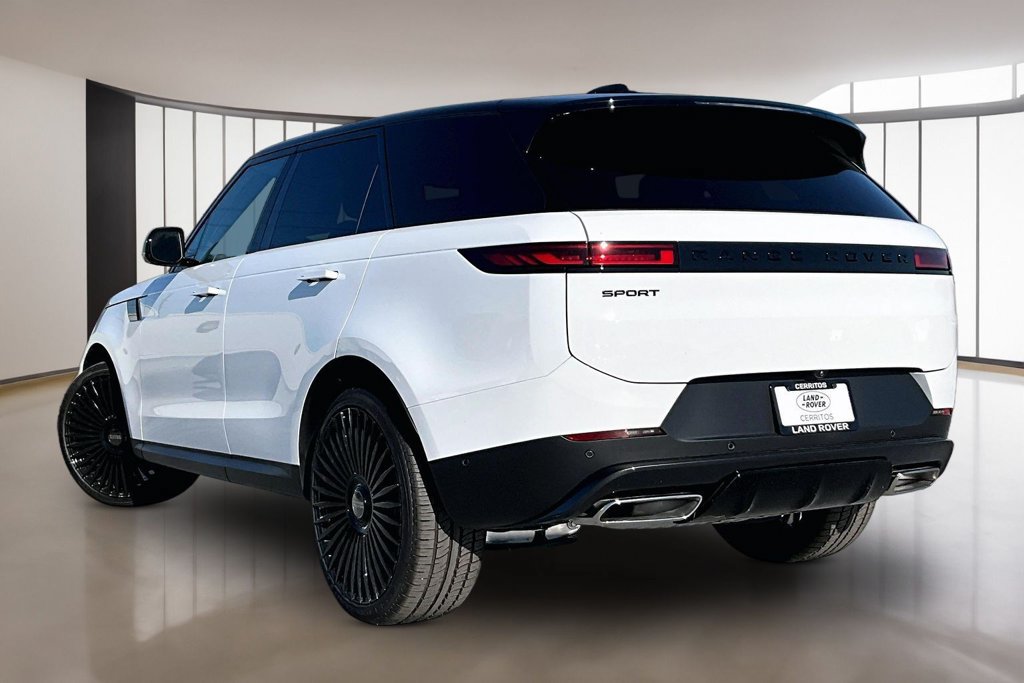 New 2026 Land Rover Range Rover Sport SE AWD/4WD image 3