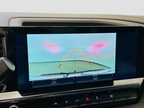 Used 2025 GMC Sierra 1500 SLT image 23