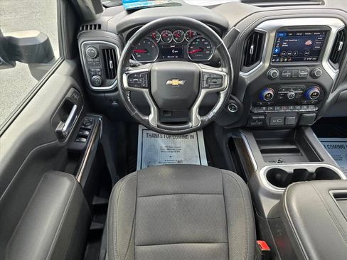 Used 2020 Chevrolet Silverado 2500 LT w/ All Star Edition AWD/4WD image 3