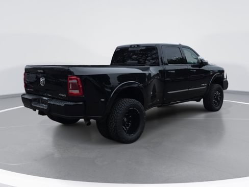 Used 2021 RAM 3500 Limited AWD/4WD image 3