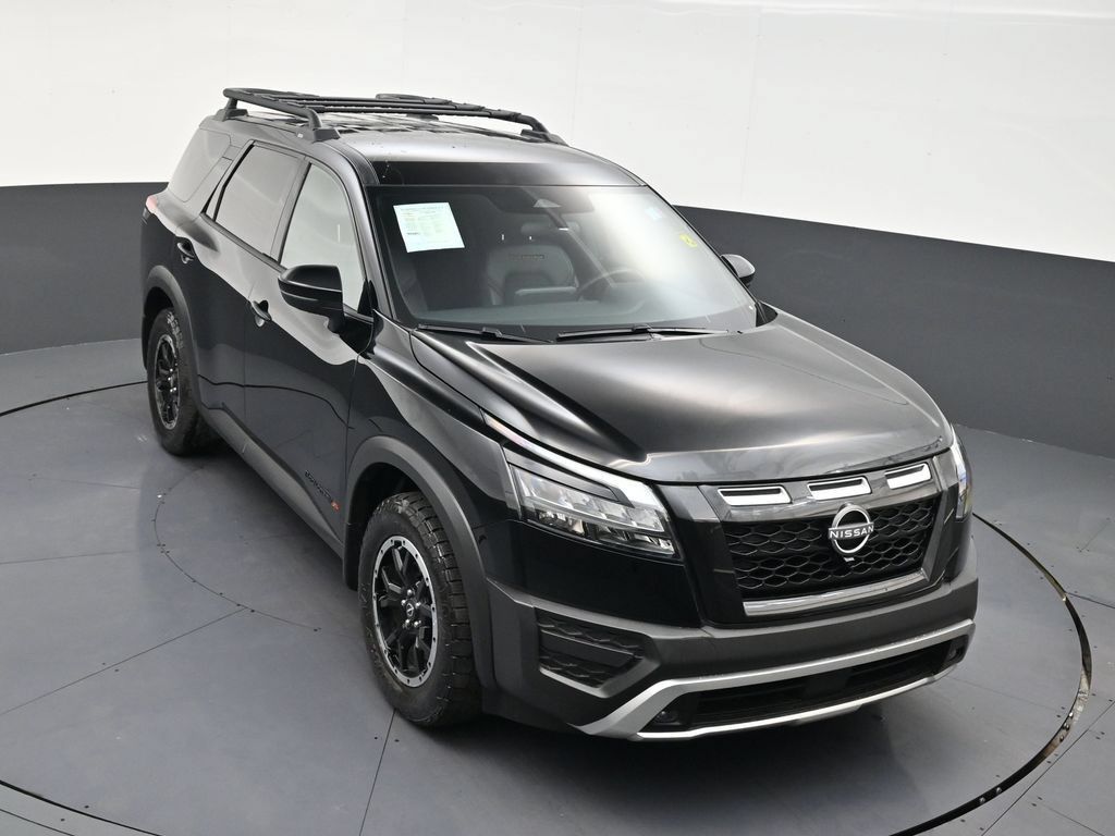 Used 2025 Nissan Pathfinder Rock Creek AWD/4WD image 19