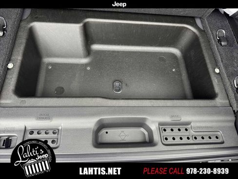 New 2026 Jeep Wrangler Unlimited Sahara image 34