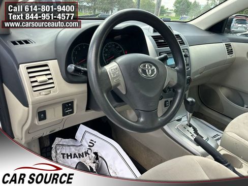 Used 2012 Toyota Corolla LE FWD image 7