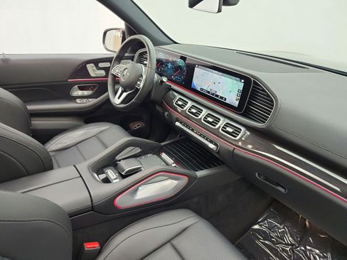 Certified 2023 Mercedes-Benz GLS 450 4MATIC image 26
