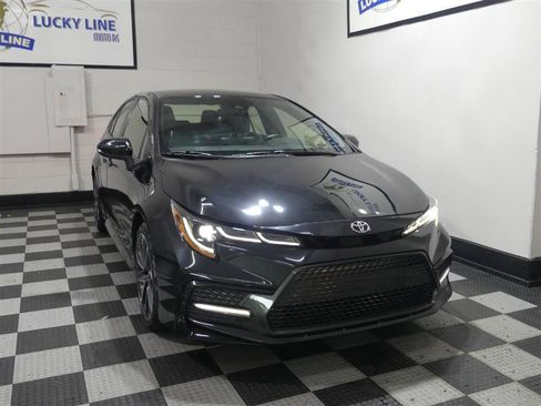Used 2022 Toyota Corolla SE FWD image 5