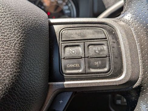Used 2022 RAM 5500 Tradesman w/ Chrome Appearance Group AWD/4WD image 14