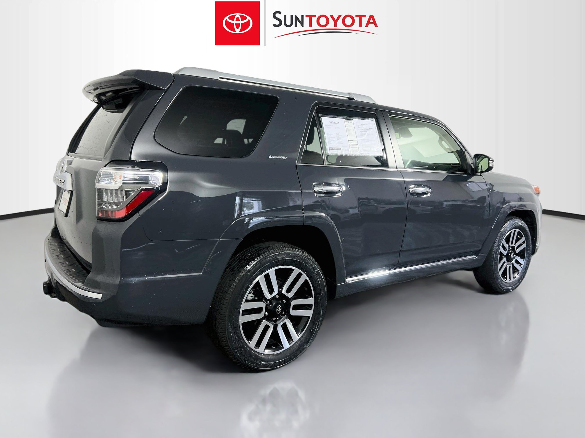 Used 2024 Toyota 4Runner Limited RWD image 4