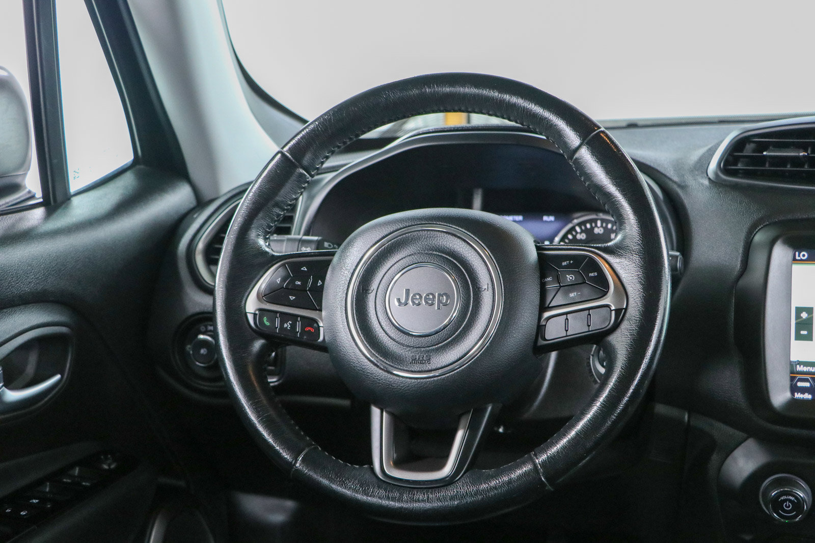 Used 2021 Jeep Renegade Limited AWD/4WD image 12