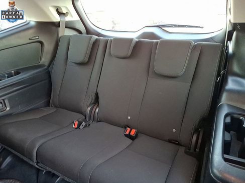 Used 2024 Subaru Ascent Premium w/ Convenience Package image 11