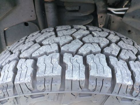 Used 2022 RAM 2500 Laramie AWD/4WD image 13