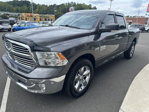 Used 2019 RAM 1500 Big Horn AWD/4WD image 4