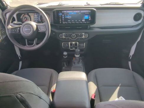 Certified 2025 Jeep Wrangler Unlimited Sport image 16