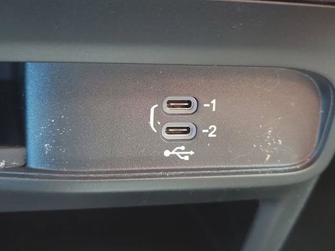 New 2026 Chrysler Pacifica Select image 24