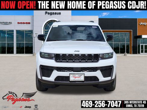 New 2026 Jeep Grand Cherokee Altitude AWD/4WD image 6