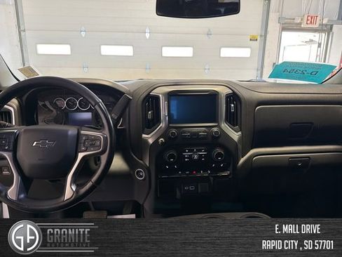 Used 2019 Chevrolet Silverado 1500 LT Trail Boss w/ Convenience Package image 12